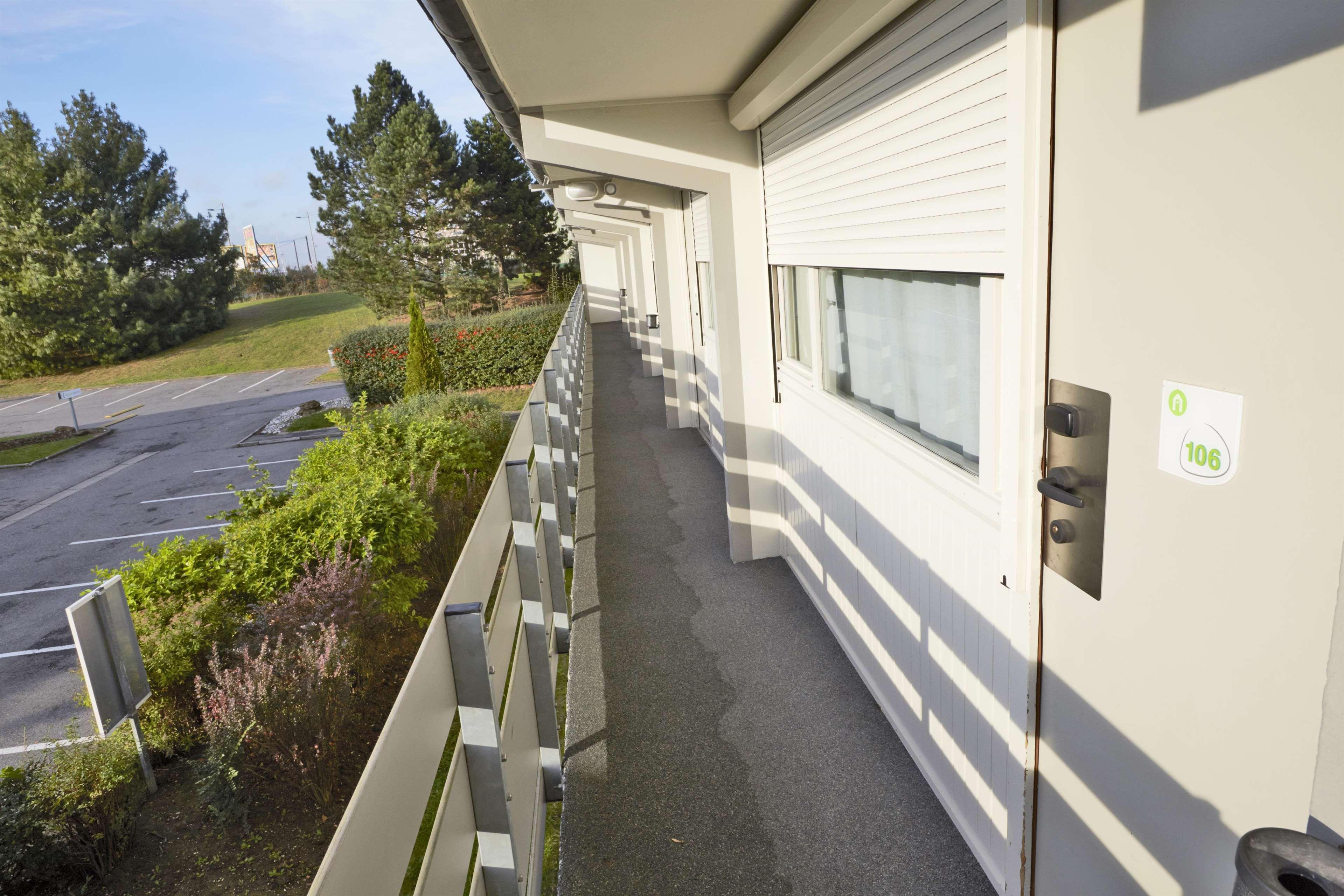 Campanile Lens Hotel Exterior photo